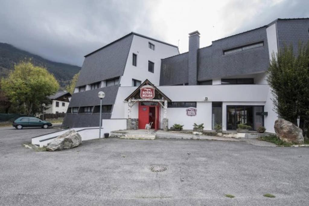 Le Repere Du Cerf T2 Residence Royal Milan St Lary Soulan 圣拉里苏朗 外观 照片